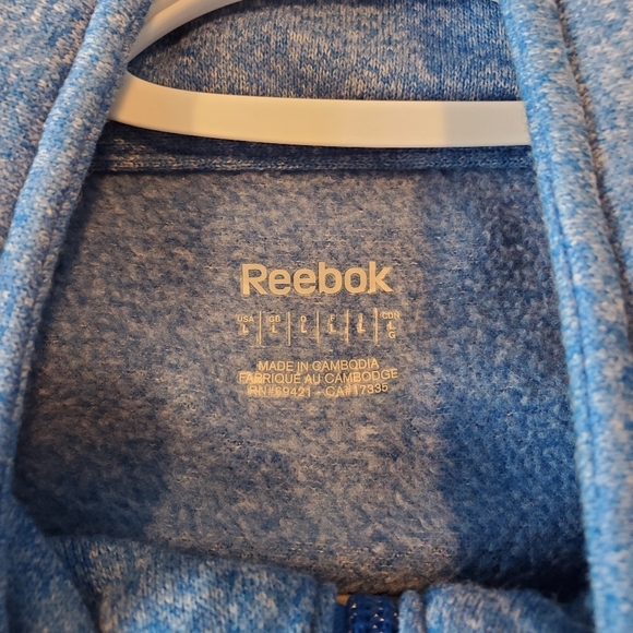 Reebok sport vest - Picture 2 of 4